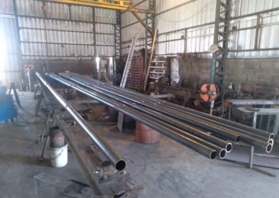 Columnas para plaza - Columnas de alumbrado publico para municipios, rutas, autopistas, aeropuertos, parques municipales, y columnas metálicas para domo cámaras de seguridad - Tankor Servicios Metalúrgicos.-